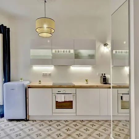 Le Chandelier - Magnifique T2 Quartier St Pierre Apartment Bordeaux