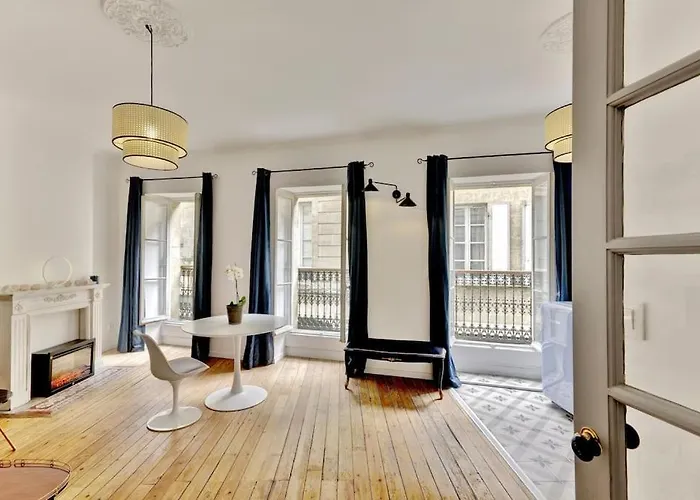 Le Chandelier - Magnifique T2 Quartier St Pierre شقة بوردو