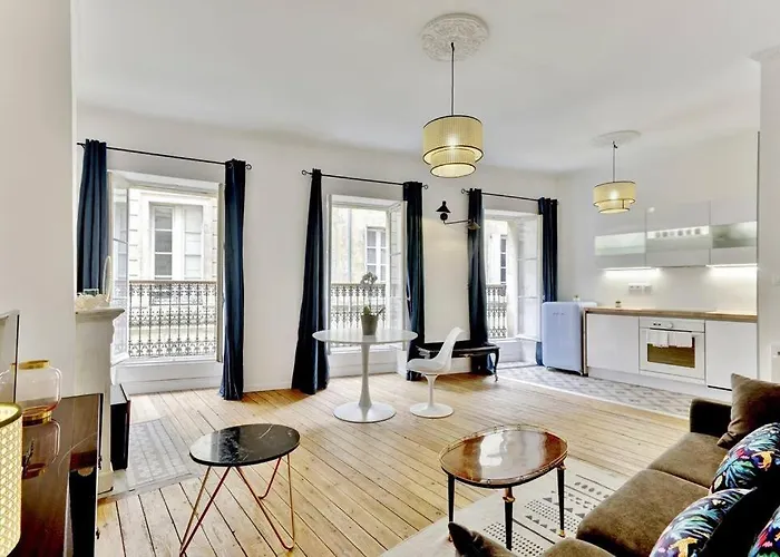 Le Chandelier - Magnifique T2 Quartier St Pierre شقة